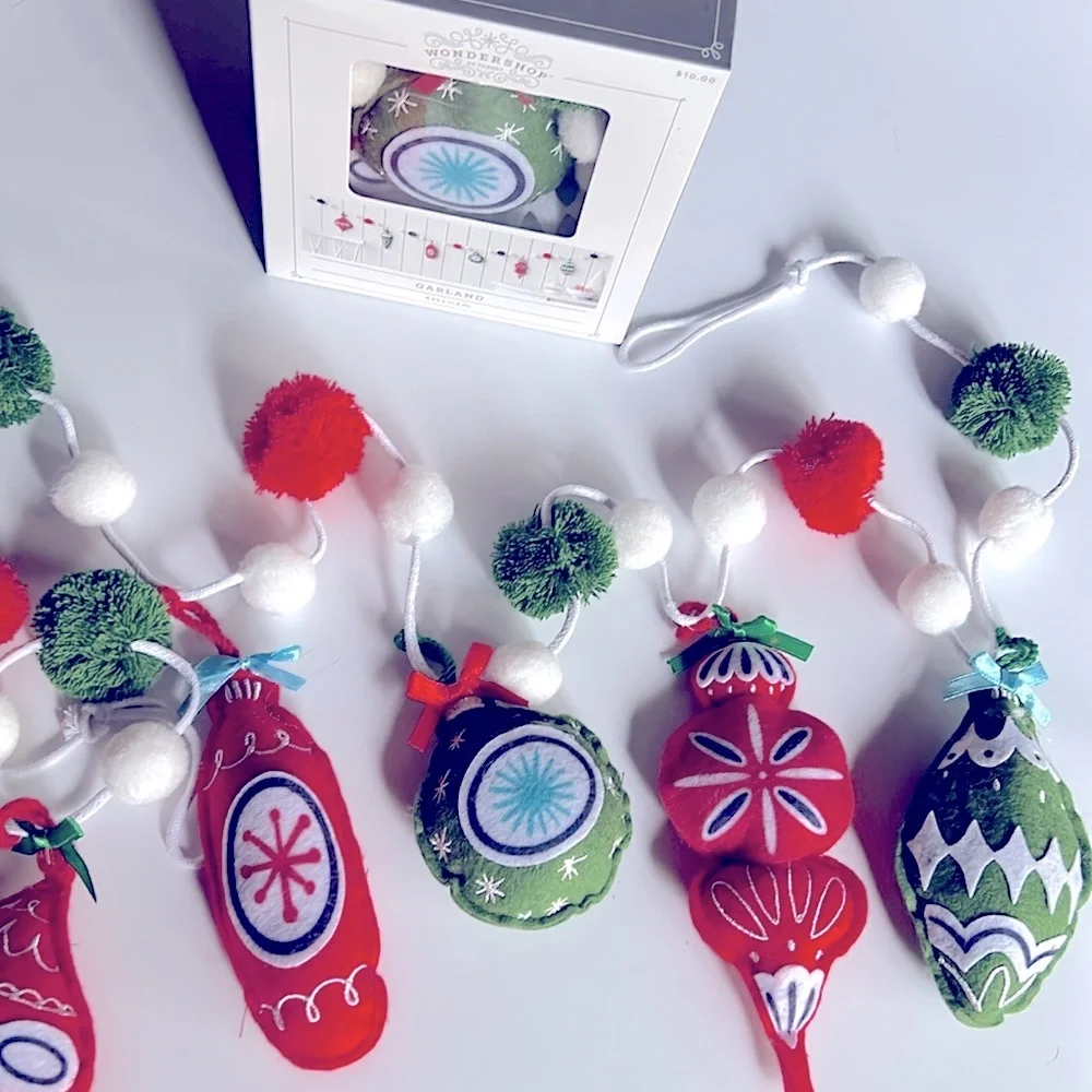 NWT Target Wondershop Felt Pom Pom Ornament Christmas Garland 6’ Red Green White